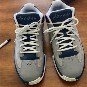 Nike Jordan’s Size 9